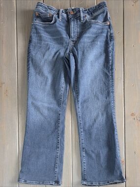 Madewell Curvy Kick Out Jeans 28T High Rise Flare Medium Wash Denim